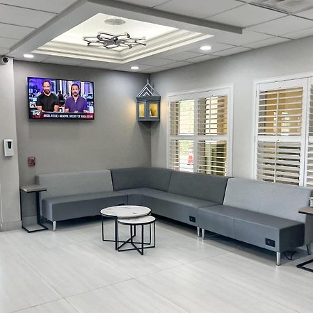 Quality Inn Airport - Cruise Port Tampa Eksteriør bilde