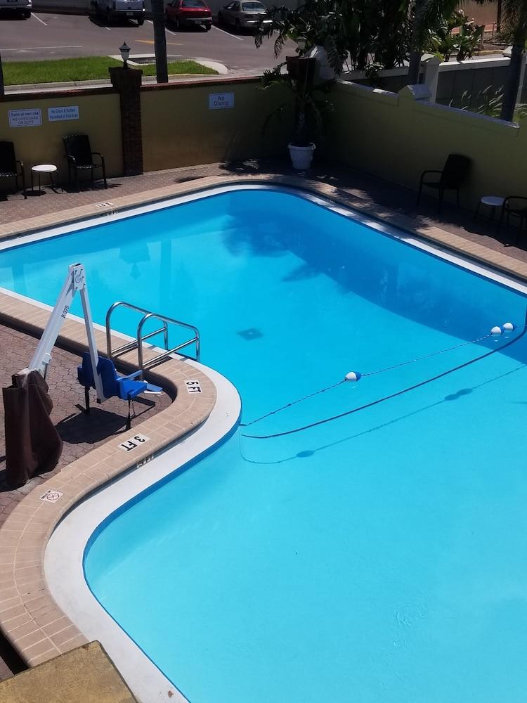 Quality Inn Airport - Cruise Port Tampa Eksteriør bilde