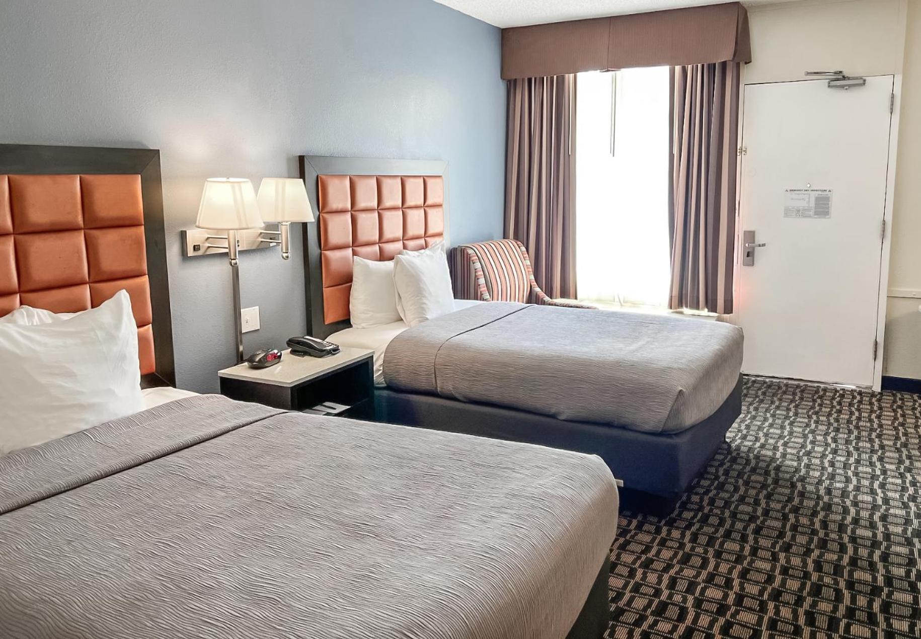 Quality Inn Airport - Cruise Port Tampa Eksteriør bilde